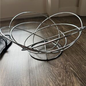 Silver Wire Fruit Basket